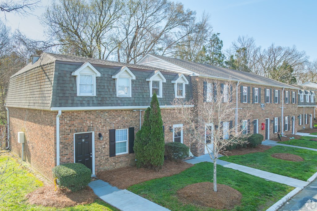 Ivey Ridge Apartments, Ivey Ridge Apartments, Graham, NC RentCafe